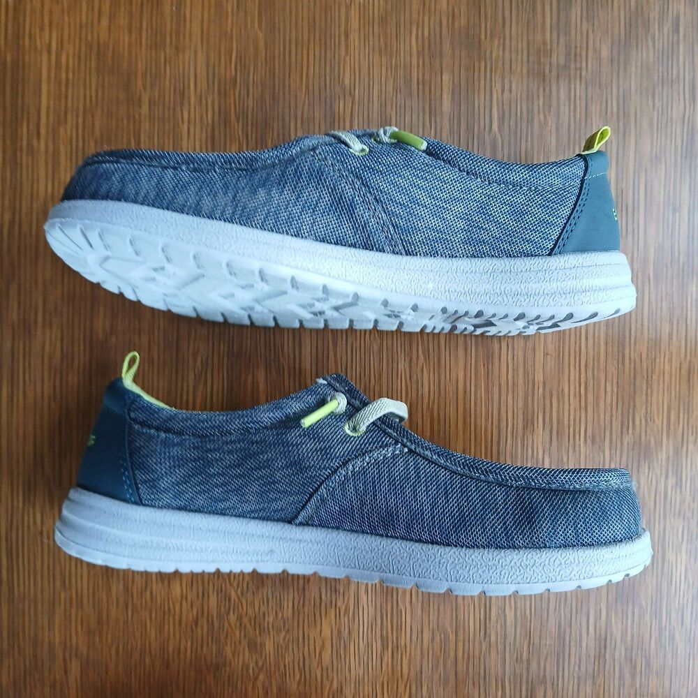 Eddie Bauer Liam Boys Size 2 Slip On Casual Shoes NWOT Gray & Green - Picture 3 of 6